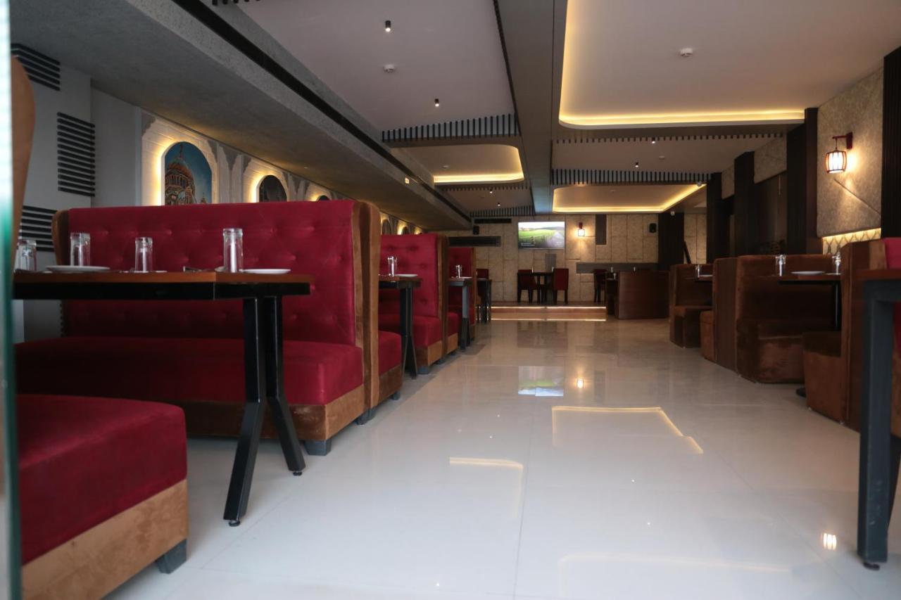 Hotel Ds International Джамшедпур Екстериор снимка