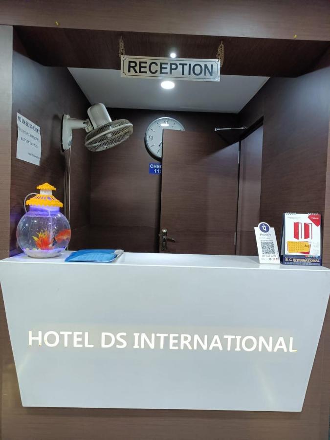 Hotel Ds International Джамшедпур Екстериор снимка