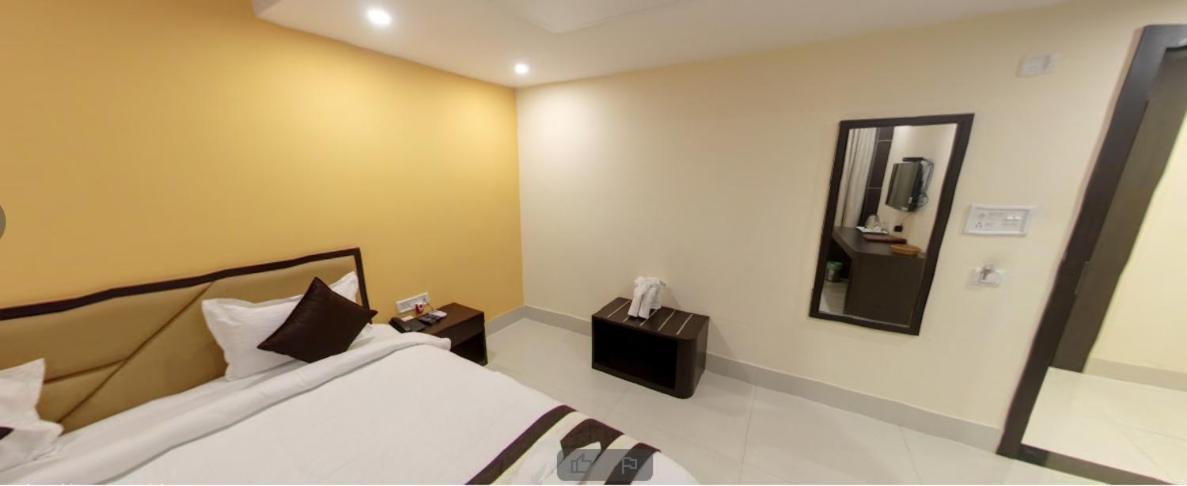 Hotel Ds International Джамшедпур Екстериор снимка